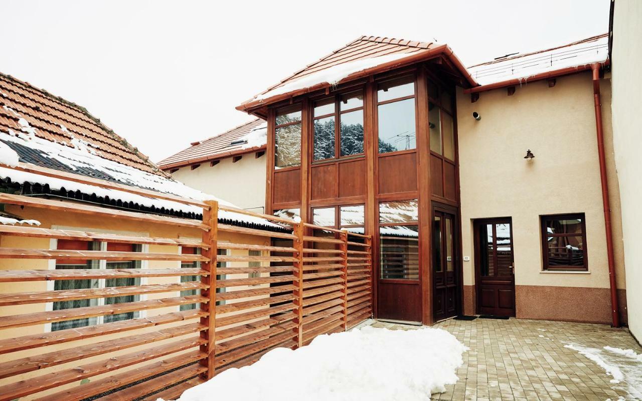 Cozy Apartment Braşov Exterior foto