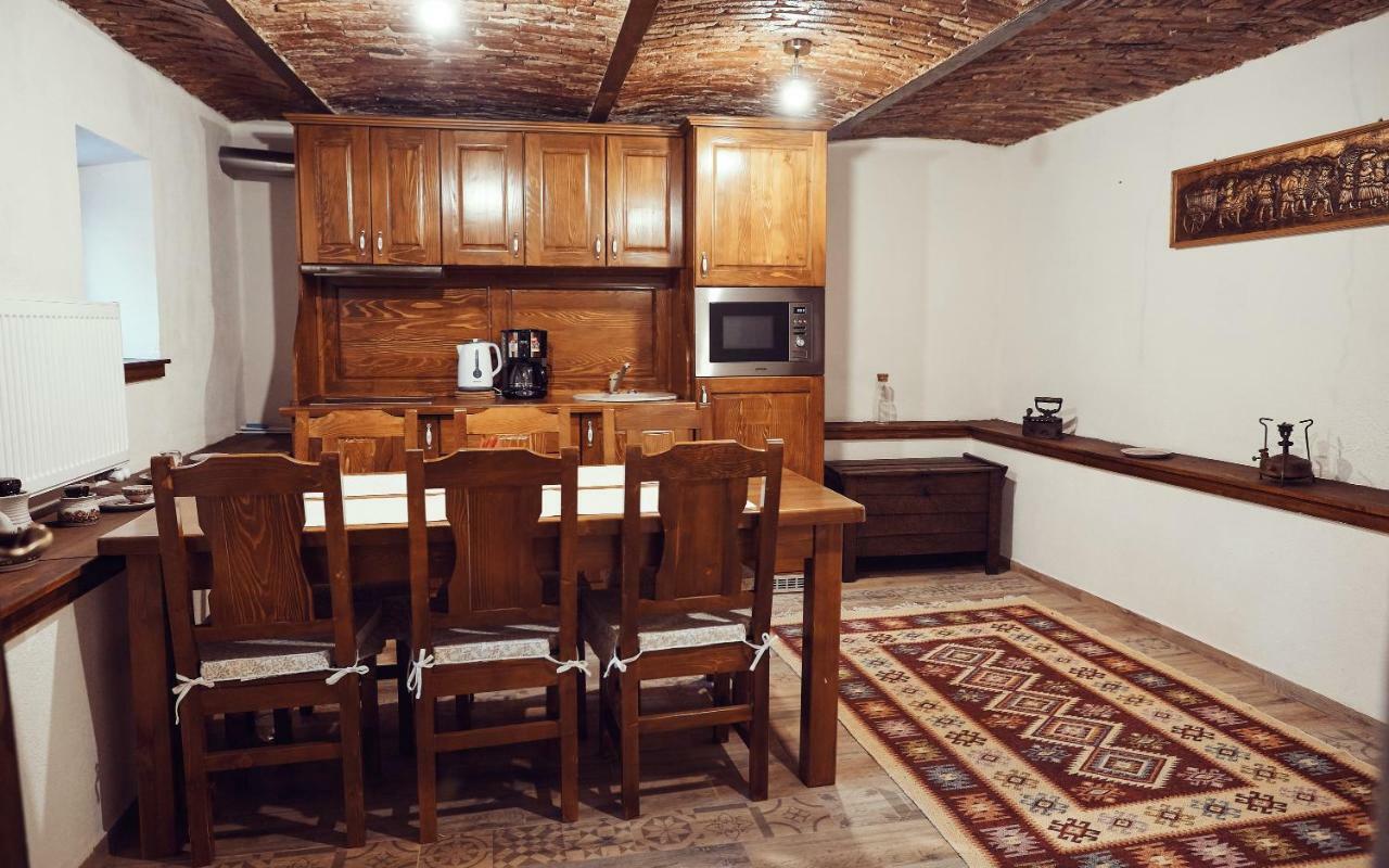 Cozy Apartment Braşov Exterior foto