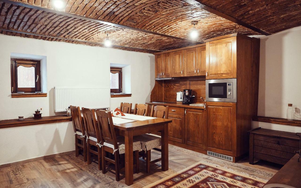 Cozy Apartment Braşov Exterior foto